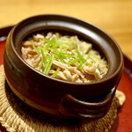 丸新 - ⑯帆立の炊き込みご飯　
      〜もはやお腹はパンパンですから、味見の小椀の残りはお持ち帰りにして頂きます。