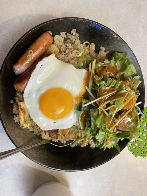 目玉焼き ビーワーススタイル 目玉焼きがおいしく焼ける鉄のフライパン