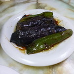 常 - 2013.07 茄子とピーマンの挽肉味噌炒め１００円也。ごはんがススムおかずでした：笑