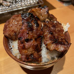 近江牛神戸牛 焼肉 肉魂 - 