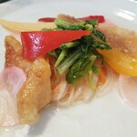 キッチン ブルー グローブ - エスカベッシュの下には・・