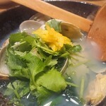 蕎麦と天ぷら やまうち - あさりとあおさの酒蒸し