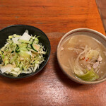 キッチン・オバサン - セットのサラダとお味噌汁