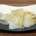 シウマイ堂 正屋 - 蒸し新玉ねぎバター醤油