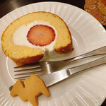 森のらくだ - いちごロール