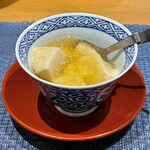 お料理 とみやま - 胡麻豆腐 出汁ゼリー掛け