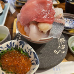 シハチ鮮魚店 - 