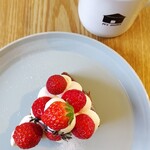 My Home Coffee, Bakes, Beer - ■小苺のフルーツタルト