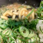 ラーメン 来来亭 - 柔らかいな…、