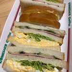 コメダ珈琲店 - サンドイッチ。ボリュームあるよー。