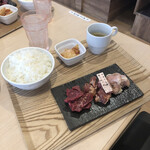 焼肉ホルモン おはこ - 