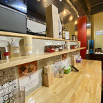 ラーメン階杉 - カウンター