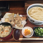 讃歌うどん はんげしょう - 