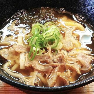 Lunch where you can also enjoy noodles and rice bowls ◆ Deep-fried takeaway is highly recommended