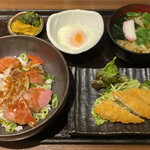 淀屋橋ふしみの 和がや - 日替り定食 
            (ローストビーフ丼･白身魚フライ･うどん･温玉･漬物)