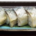 Oshokujidokoro Shikisai - 鯖棒寿司