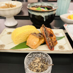 螢 - ◎だし巻き玉子と焼鮭も美味い！