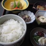 とようけ茶屋 - 奴膳拡大