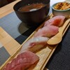 Sushisakaba Aruyo Utageno Heso - 寿司五貫盛り・赤出汁