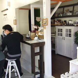 ハピネス コーヒースタンド_2