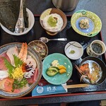 鮮魚　鈴木 - 料理写真:おまかせちらし御膳