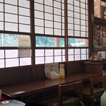 らーめん八平 - 店内