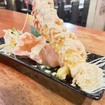 Kushikatsu Motsunabe Tamagaddo - 定番料理！
      大海老のマヨネーズ！