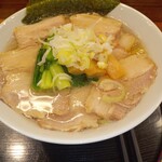 らーめん入間 - チャーシュー麺大盛