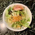 ケーツーカレーハウス - スパゲティカレー（ポークカツ）サラダセット ¥650 のサラダ