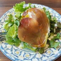 ミゲル フアニ 新宿タカシマヤ タイムズスクエア店 - サラダ