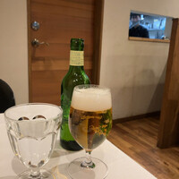 レストラン ペルージュ - お水♡と瓶ビール♡。見事な手技♡だった。