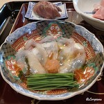 Uramachi Shihan - Natural Tiger Pufferfish with Iron Chain