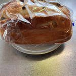 やきたてパン工房 ミノル - レーズンブレッド ¥400