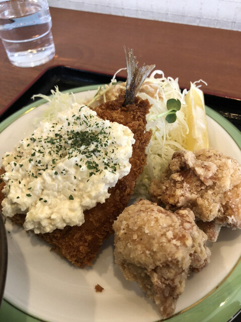 ごはん職人六兵衛 - 本楯（食堂）の写真