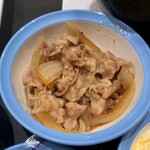 松屋 - 「ソーセージエッグ定食 ミニ牛皿セット」(450円)のミニ牛皿