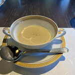 洋食 つばき - カブのスープ