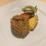 ガフーリオ - ドルチェ2種盛り！
      エスプレッソの焼きメレンゲジェラート
      ガトーショコラ
      フルーツ（いちご、キーウィ、パイナップル）