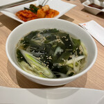 肉のひぐち直営焼肉 安福 - ワカメスープ