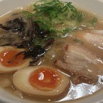 博多ラーメン味の蔵 - ど・とんこつラーメン700円