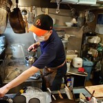 麺屋 悠 - 仕事中の山内店主