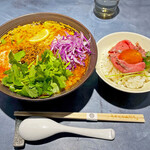 うずとかみなり - 「雷SOBA」¥1,300と、限定飯の「和牛ローストビーフめし」¥900