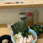 横浜ラーメン 町田家 - 