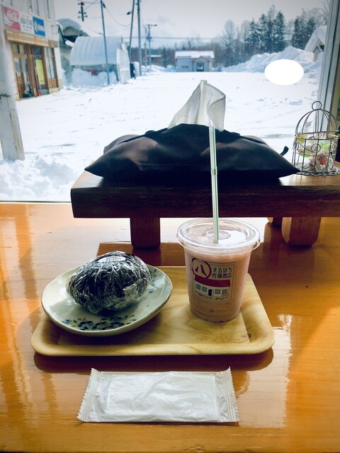 まるはち佐藤商店 - 美馬牛（ジューススタンド）の写真