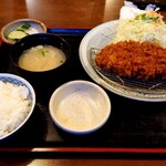 Fuji Katsu - ロースかつ定食110g