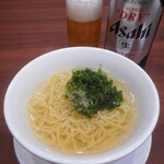 伊良湖オーシャンリゾート - 潮ラーメン＆瓶ビール