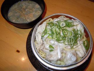 餃子工房 ちびすけ - 【新スタイル蒸しそば】豚しゃぶ餃子麺/鶏しゃぶ餃子麺