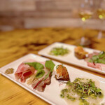 福島 牡蠣と肉たらし ビストロKAI - 