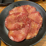 元氣七輪焼肉 牛繁 - 牛タン