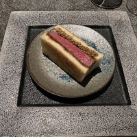 焼肉 思食 - 牛ヒレカツサンド