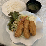 ファミリーレストラン コクリコ - ランチセット ミックスフライ(ライス・みそ汁・コーヒー付)¥970